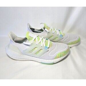 Adidas UltraBoost 22 GX5913‎ – White Bliss / Solar Green – US Men’s Size 9